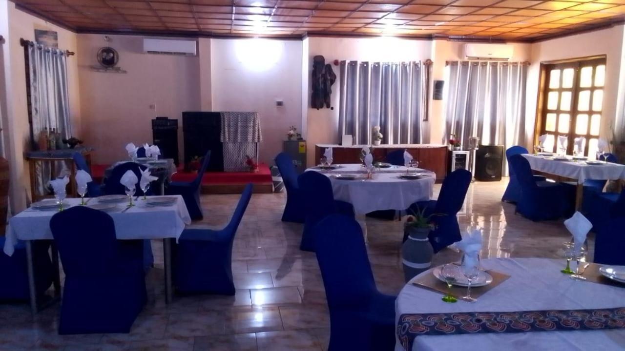 Abomey Events Hotel Ngoại thất bức ảnh